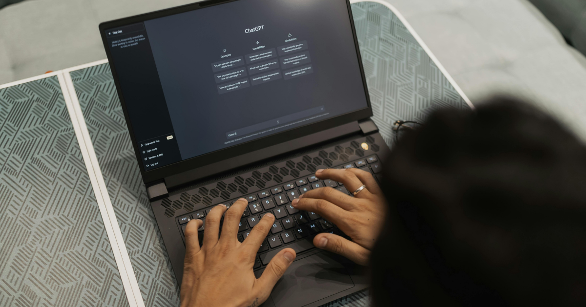 Blog post header for 5 AI Prompts Every Marketing Manager Should Steal